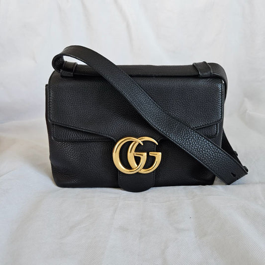 Gucci Black Leather Large GG Marmont Shoulder Bag