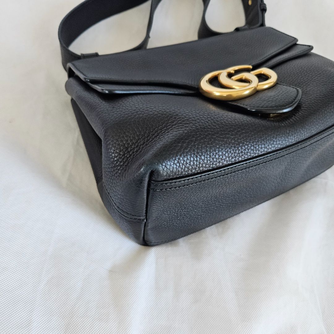 Gucci Black Leather Large GG Marmont Shoulder Bag