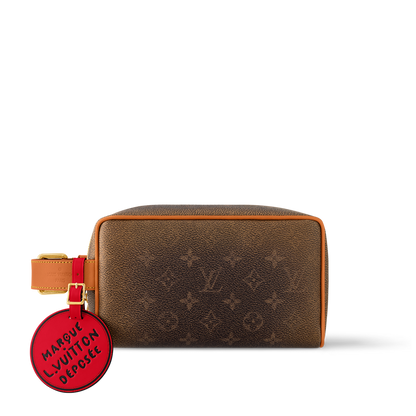 Louis Vuitton M11765 Locker Dopp Kit