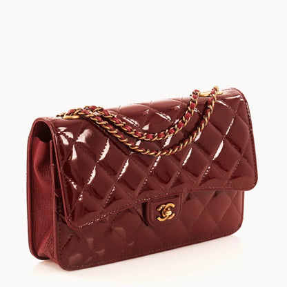 Chanel Classique patent leather red handbag Golden Metal