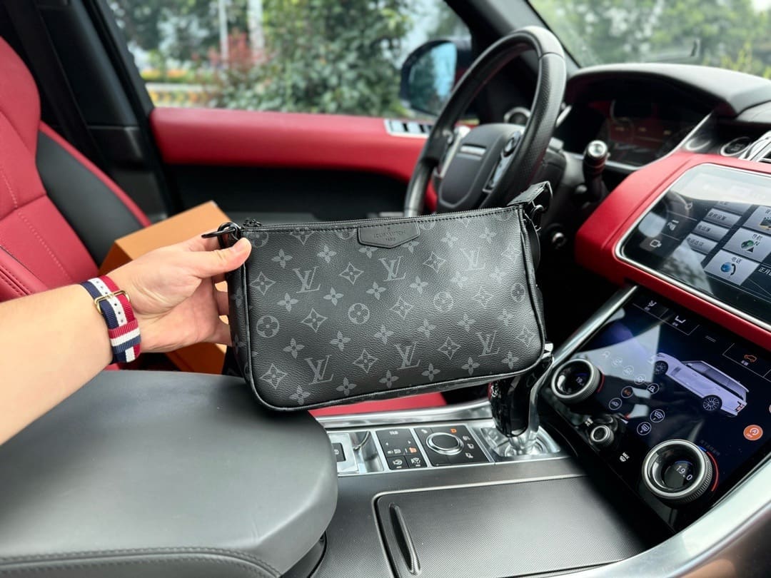 Louis Vuitton M11741 Pochette Accessoire XL