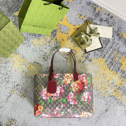 Gucci Tote Bag Floral Pattern GG Blooms Reversible Beige Pink