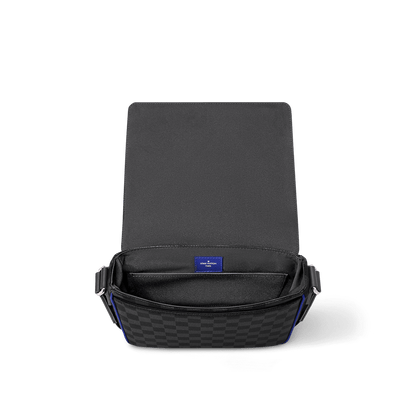 Louis Vuitton N00085 District Messenger