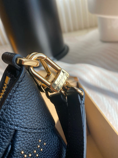 Louis Vuitton M46735 Bagatelle