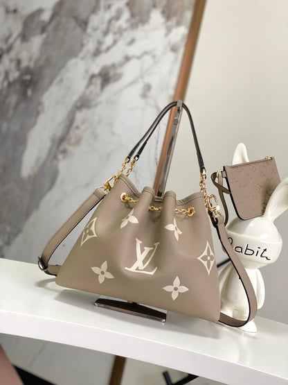 Louis Vuitton M25453 LV Bundle