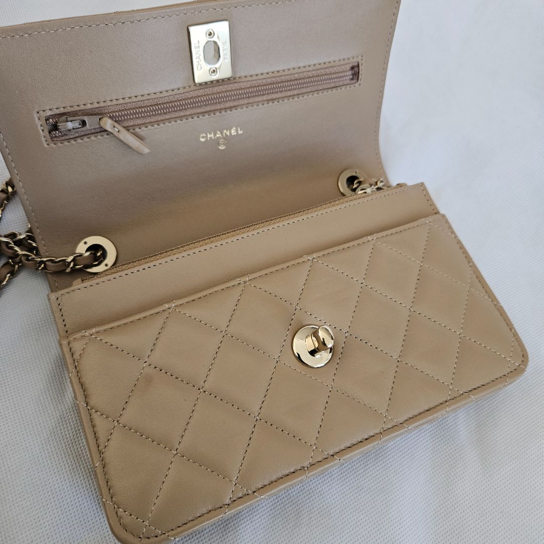 Chanel Nude Lambskin Trendy CC Wallet On Chain