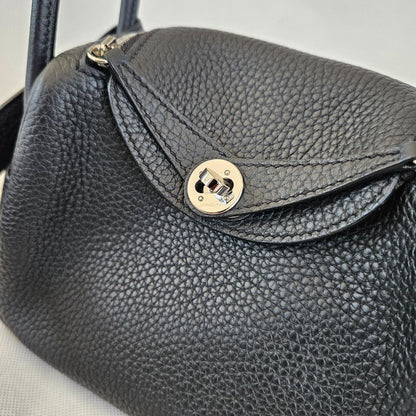 Hermès Black Clemence Leather Lindy Mini Shoulder Bag