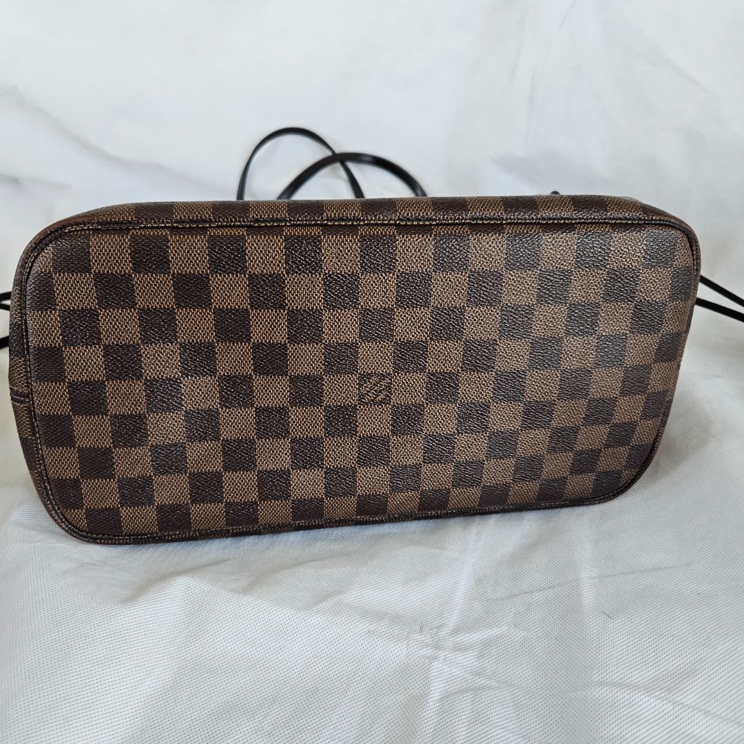 Louis Vuitton damier neverfull MM tote bag