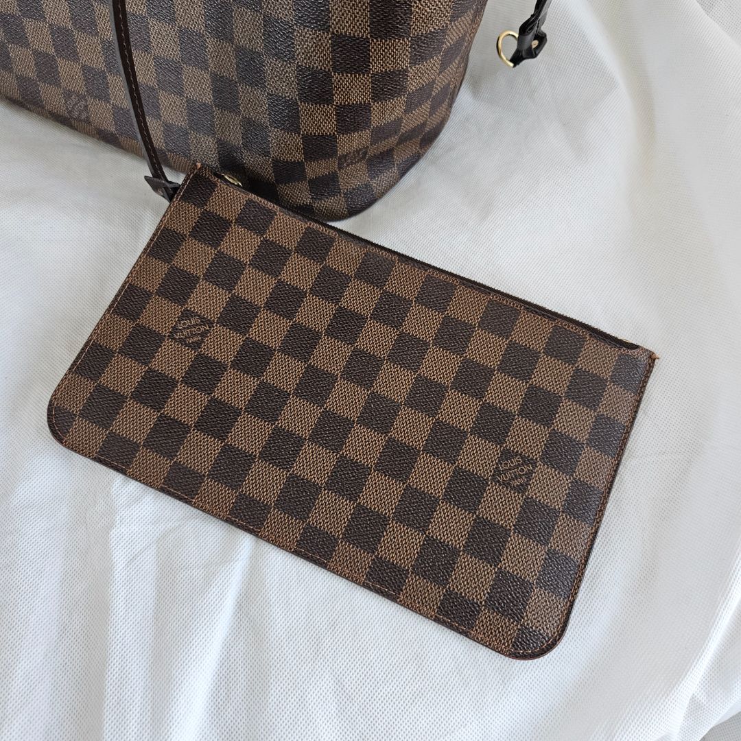 Louis Vuitton damier neverfull MM tote bag