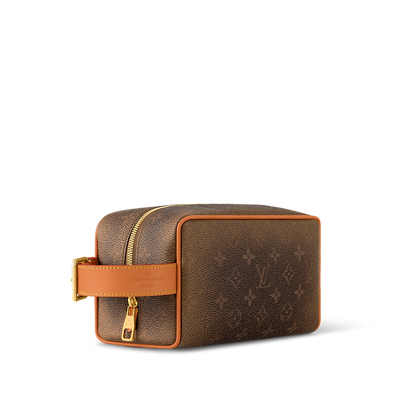 Louis Vuitton M11765 Locker Dopp Kit