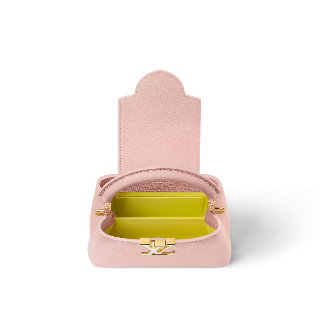 Louis Vuitton Capushell Mini M23363