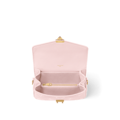 Louis Vuitton M14208 Pochette Métis East West