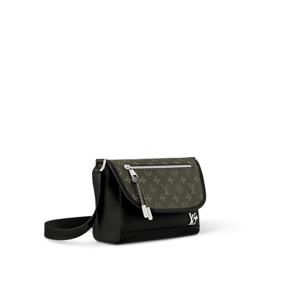 Louis Vuitton M12625 Pulse Messenger