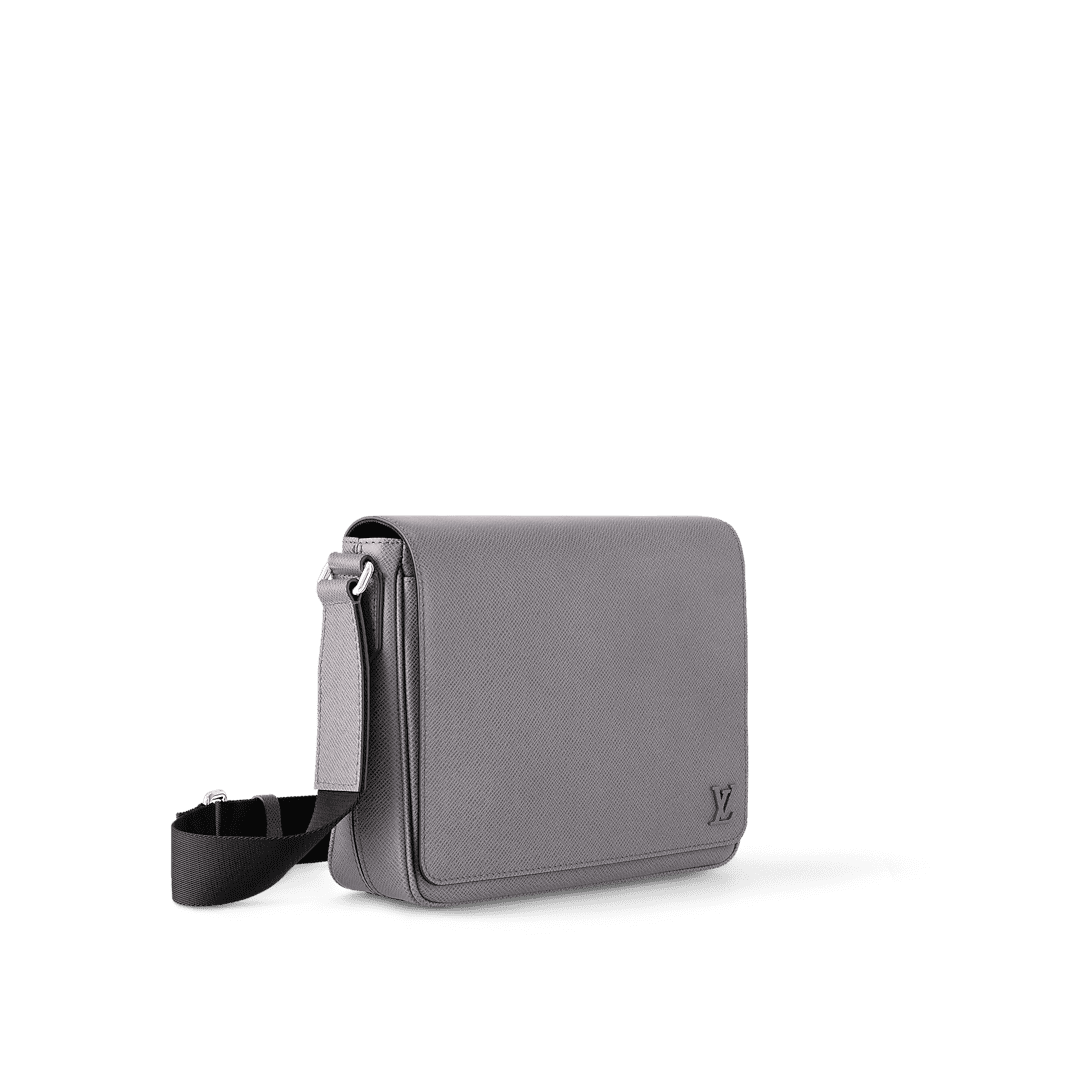 Louis Vuitton M30851 District PM