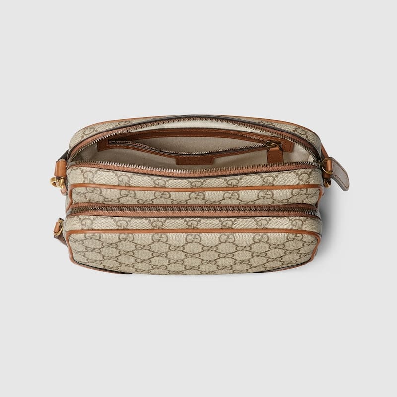 GUCCI GG Emblem medium crossbody bag