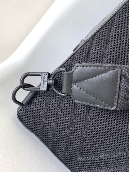 Louis Vuitton M23736 Pilot Slingbag