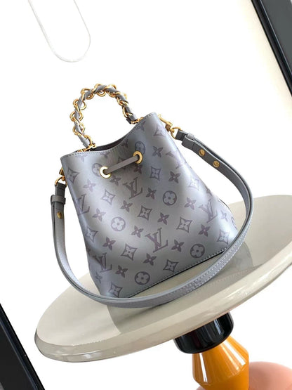 Louis Vuitton M12749 Néonoé BB