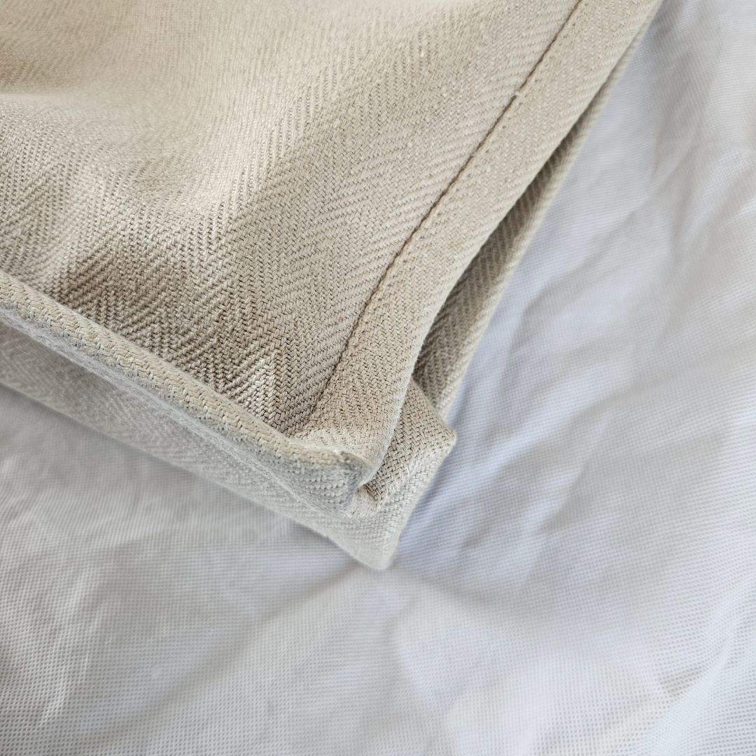 Saint Laurent Rive Gauche Tote Bag in Linen and Leather