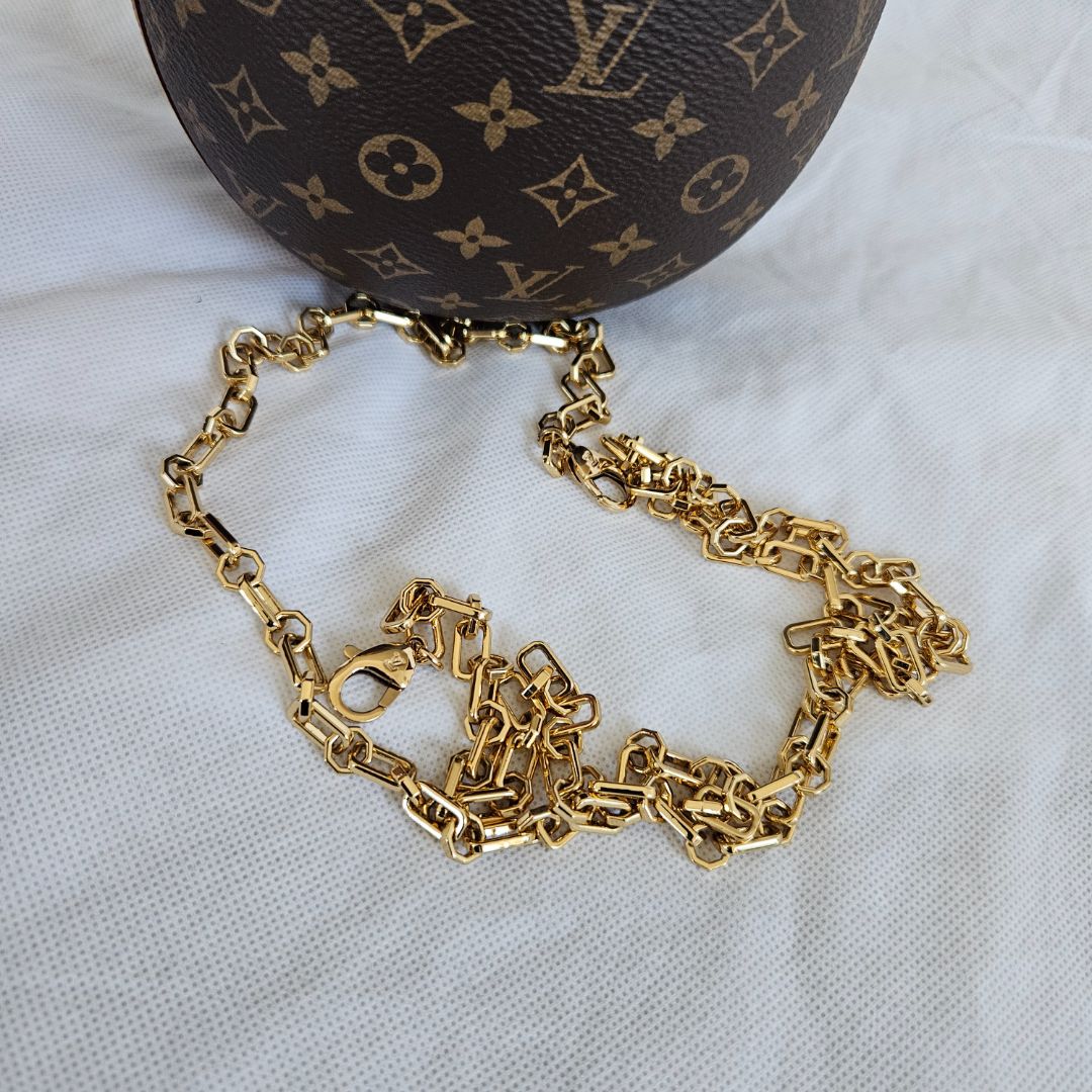 Louis Vuitton Monogram Canvas and Leather Egg Bag