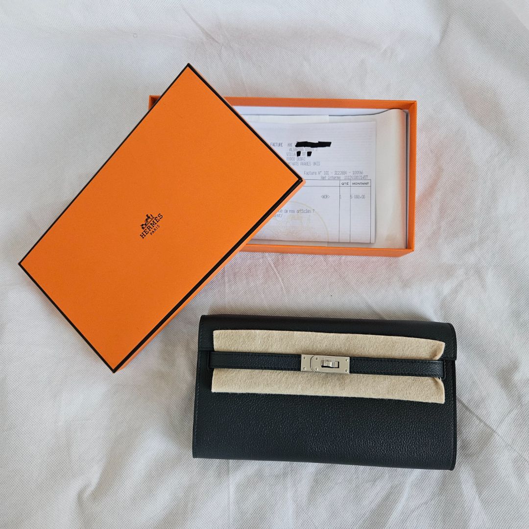 Hermès Kelly To Go Veau Evercolor in Gris Misty