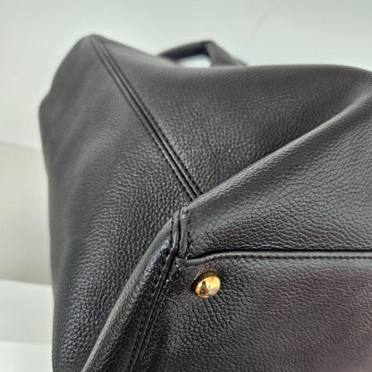 Chanel black executive small bag