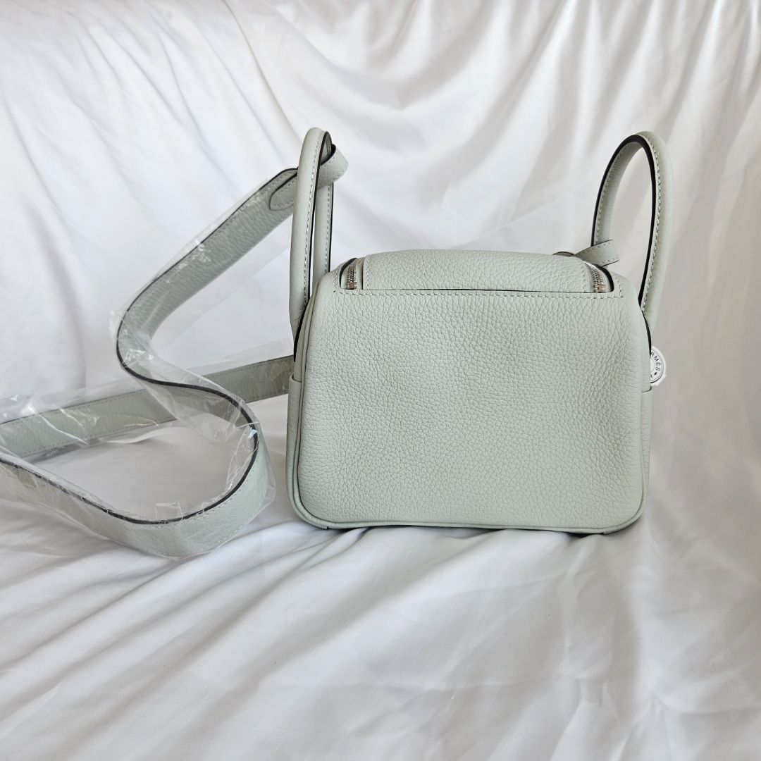 Hermes Mini Lindy Gris Neve Leather Bag