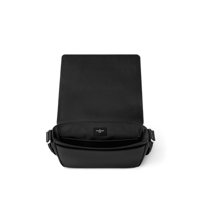 Louis Vuitton M30850 District PM