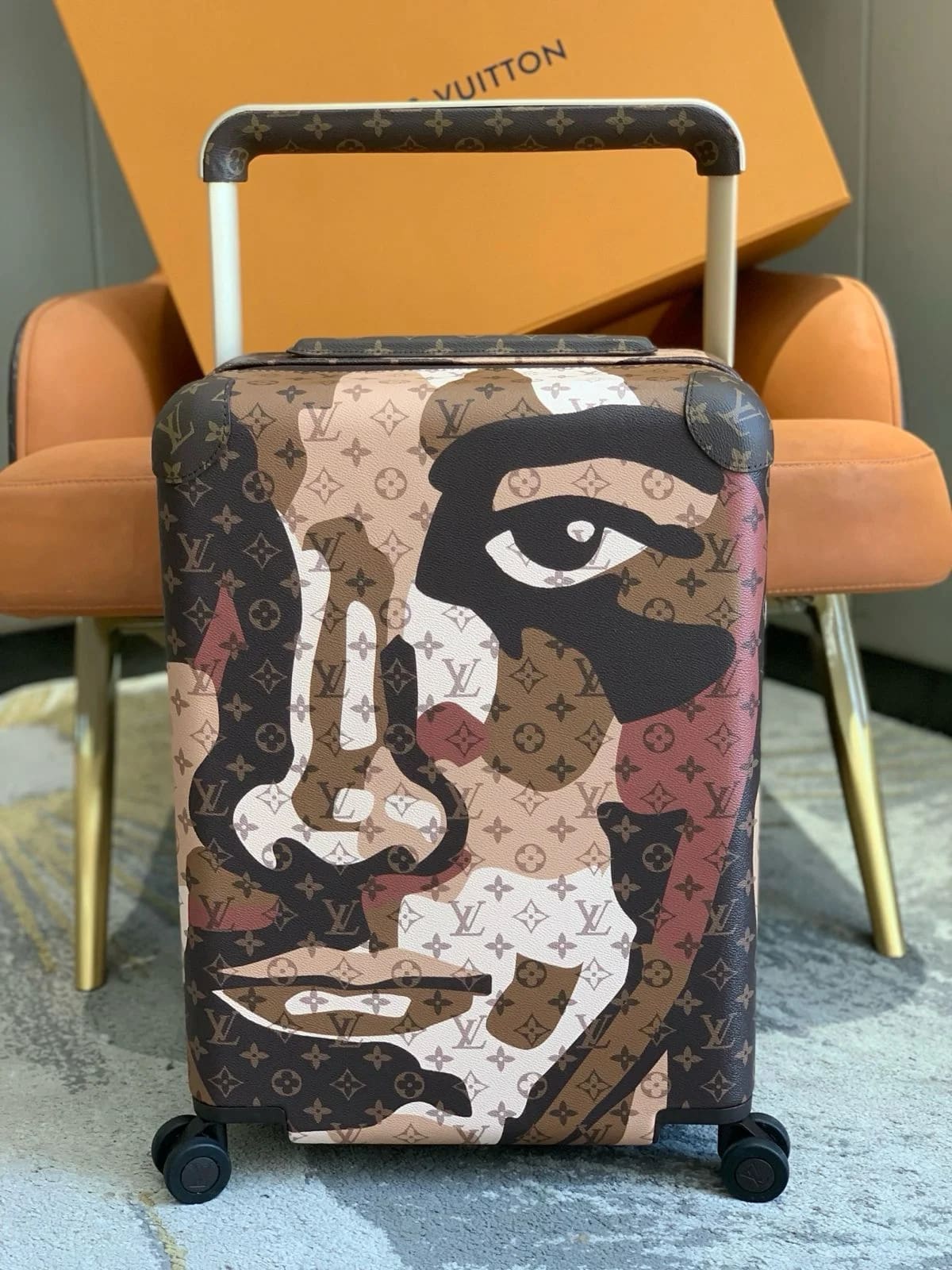 Louis Vuitton M10264 Horizon 55