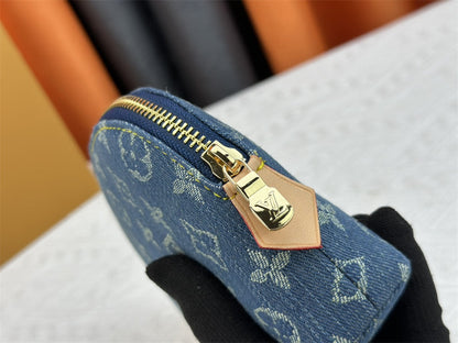 Cosmetic Pouch Monogram Canvas