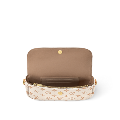 Louis Vuitton M83091 Wallet on Chain Ivy