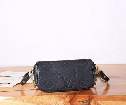 Louis Vuitton M82154 WALLET ON CHAIN IVY handbag
