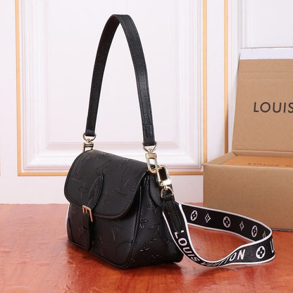 Louis Vuitton M46386 Diane