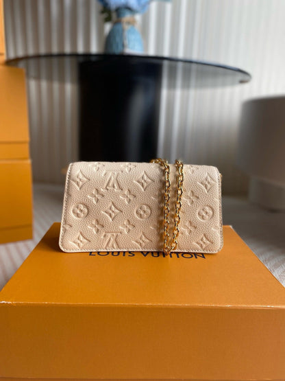 Louis Vuitton M82836 WALLET ON CHAIN METIS handbags