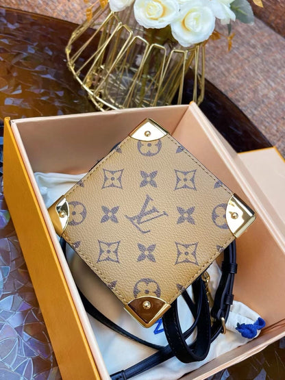 Louis Vuitton M82885 Noé Purse LV Charms