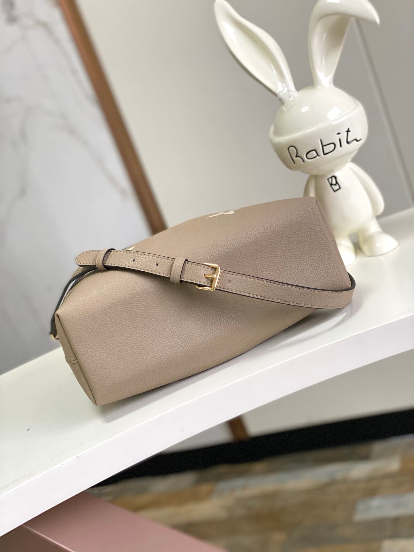 Louis Vuitton M25453 LV Bundle