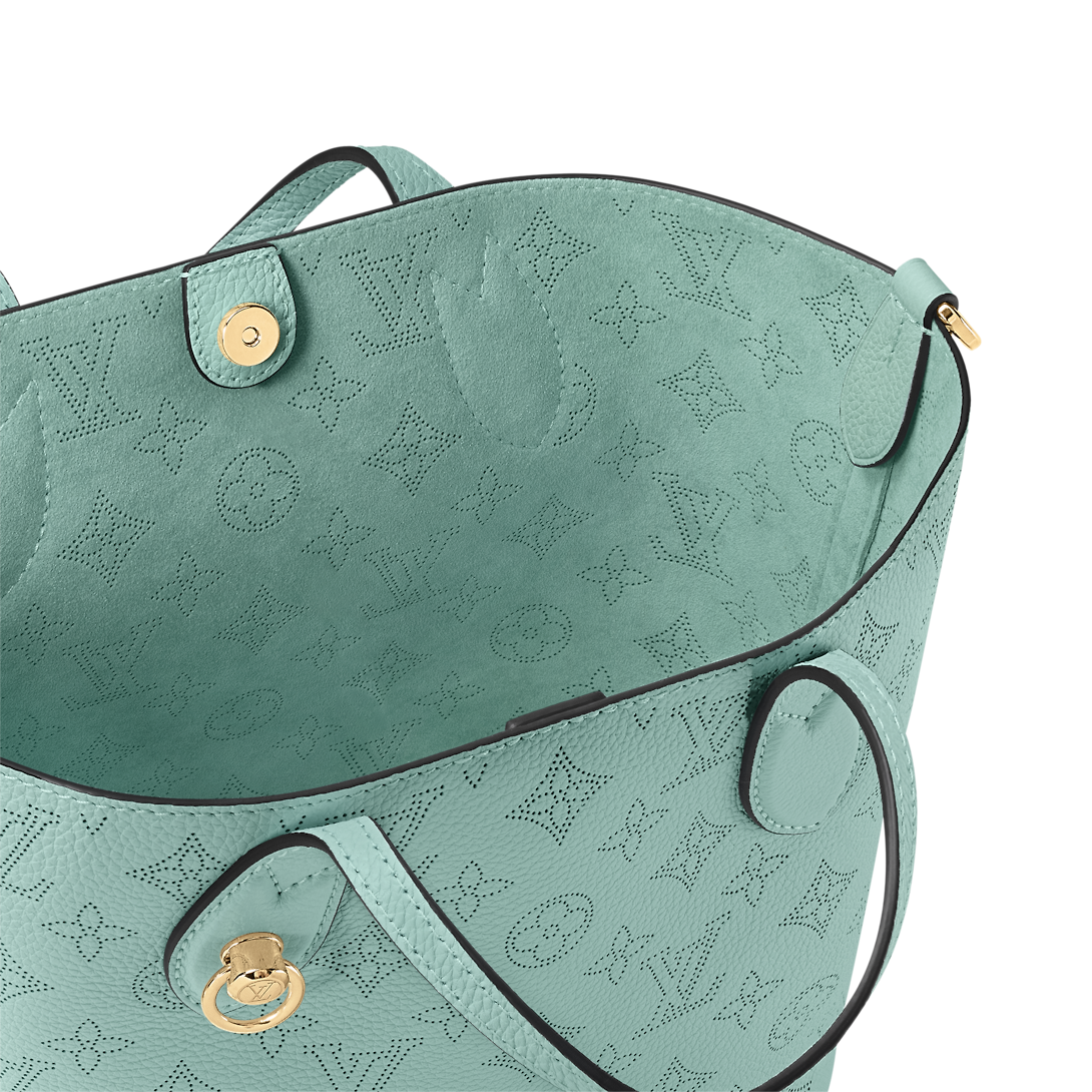 Louis Vuitton M24930 Blossom PM