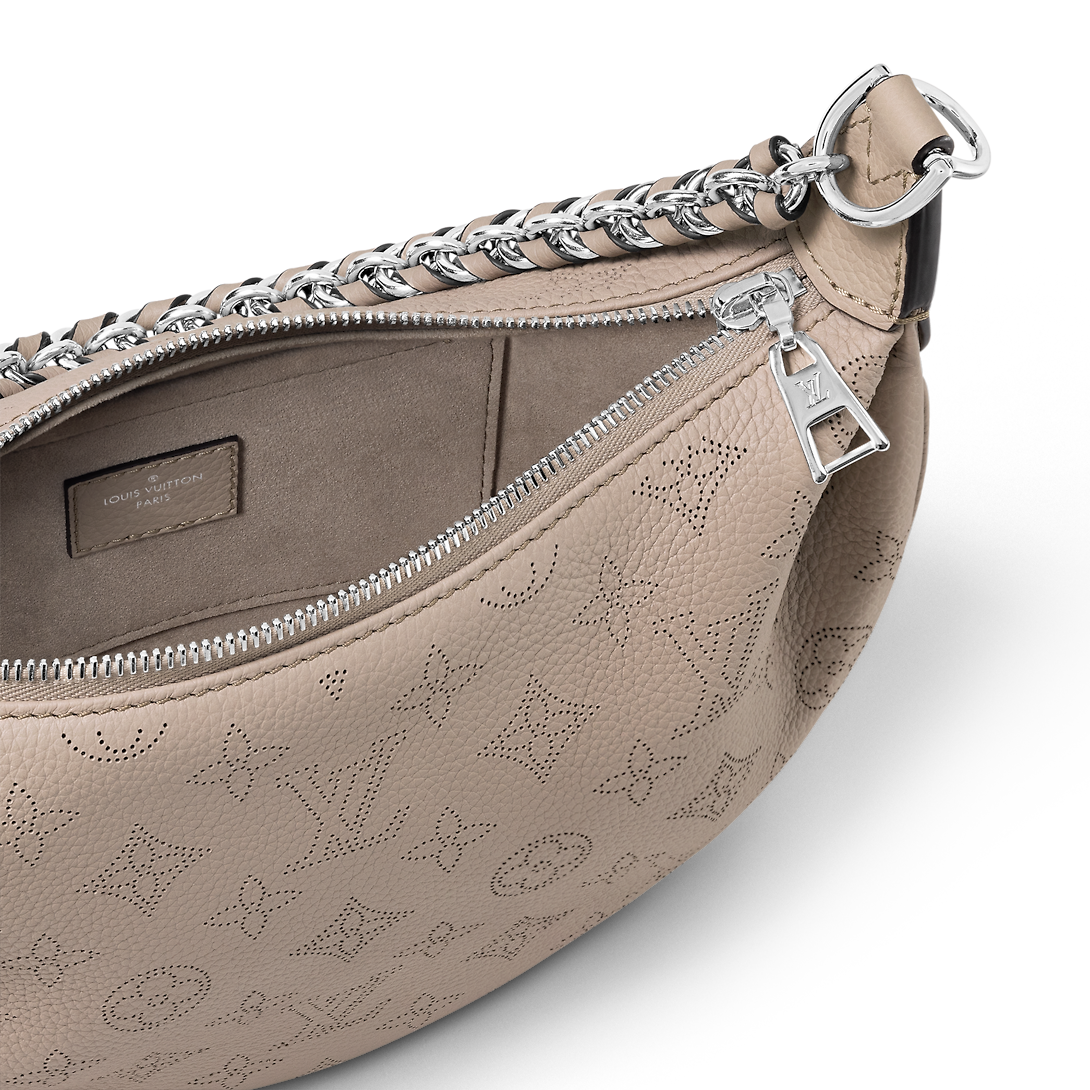 Louis Vuitton M22820 Baia PM