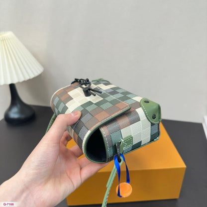 Louis Vuitton M83172 Steamer Wearable Wallet