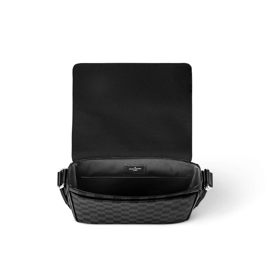 Louis Vuitton N42710 District PM