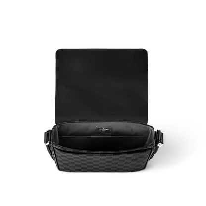 Louis Vuitton N42710 District PM