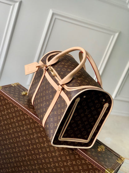 Louis Vuitton M45662 Dog Bag