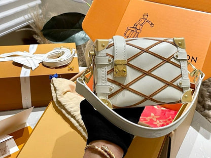 Louis Vuitton M25216 Side Trunk PM