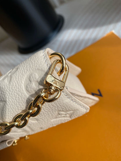 Louis Vuitton M82836 WALLET ON CHAIN METIS handbags