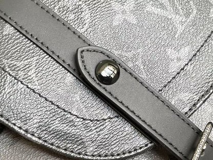 Louis Vuitton M46331 Christopher PM