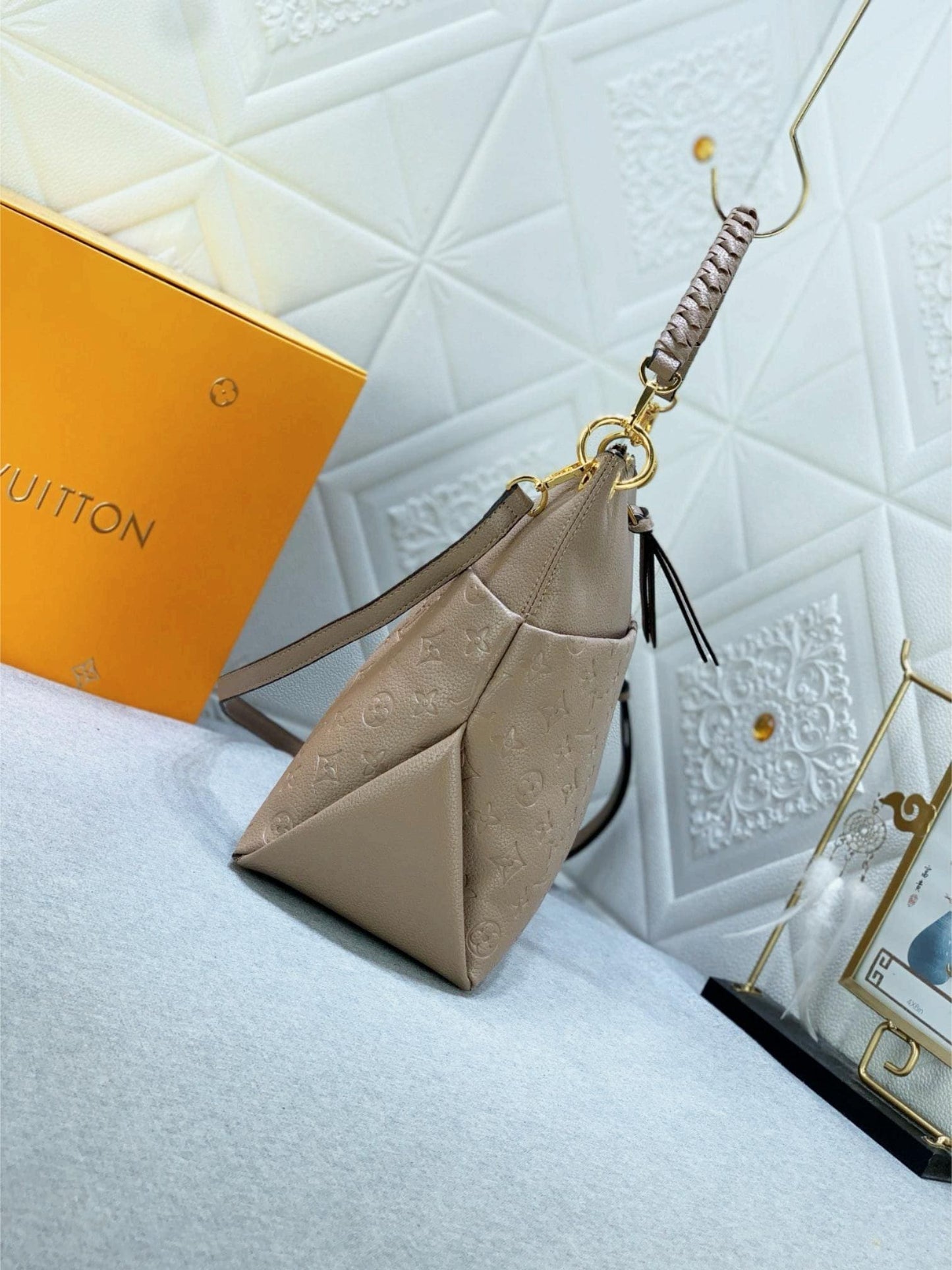 Louis Vuitton M45523 Maida hobo