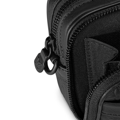 Louis Vuitton Alpha Wearable Wallet M82544