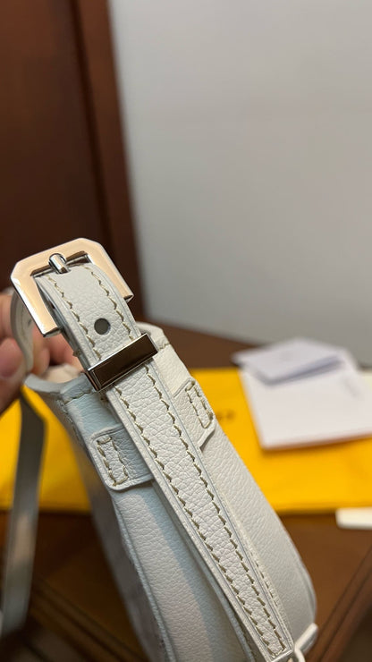 Goyard Hirondelle bag