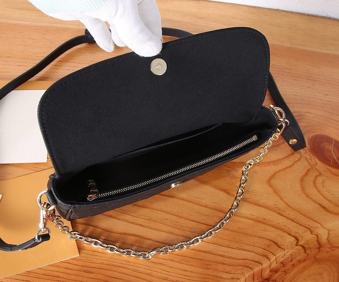 Louis Vuitton M82154 WALLET ON CHAIN IVY handbag