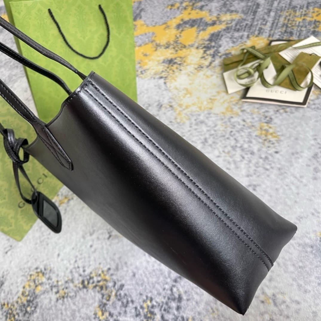 GUCCI Supreme Monogram Blooms Medium Reversible Tote