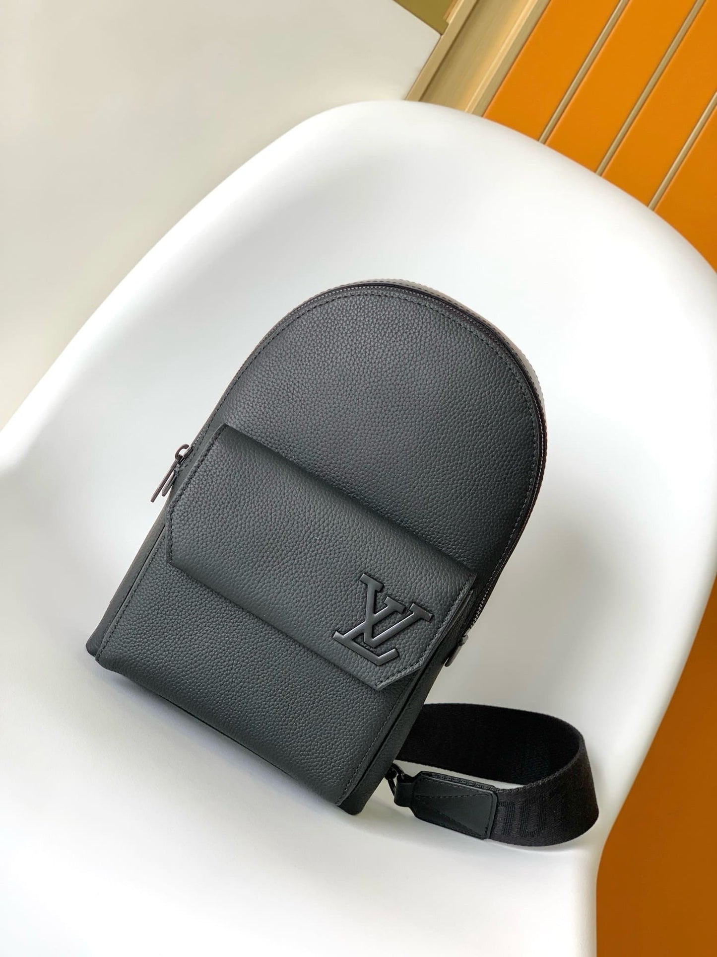 Louis Vuitton M23736 Pilot Slingbag